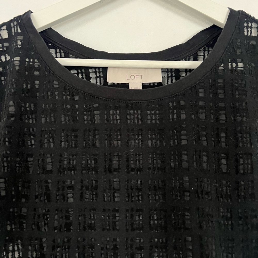 LOFT Black Short-Sleeve Grid Lace Blouse - Picture 2 of 5